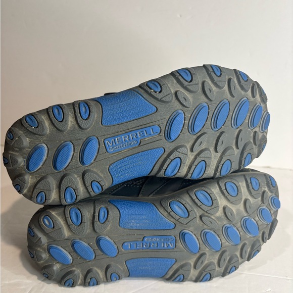 New boys hiking shoes - Picture 5 of 5